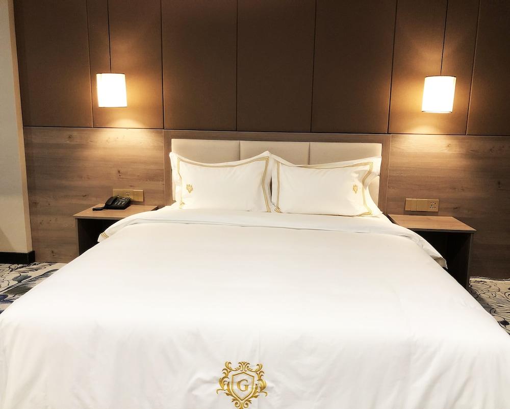 Jing Du Hotel Пномпень Экстерьер фото